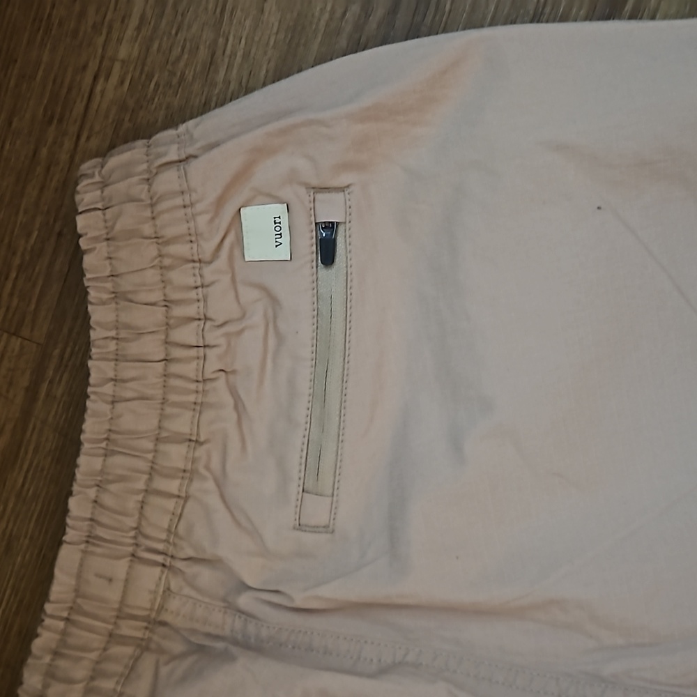 NWT Women's "Vintage Vuori Ripstop Climber Pant". Color's called Dogwood - Picture 7 of 7